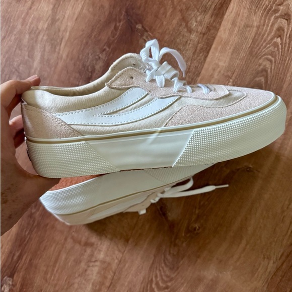 Superga Women's Blush Suede Canvas platform Sneakers Size 10 NWT - Picture 2 of 9